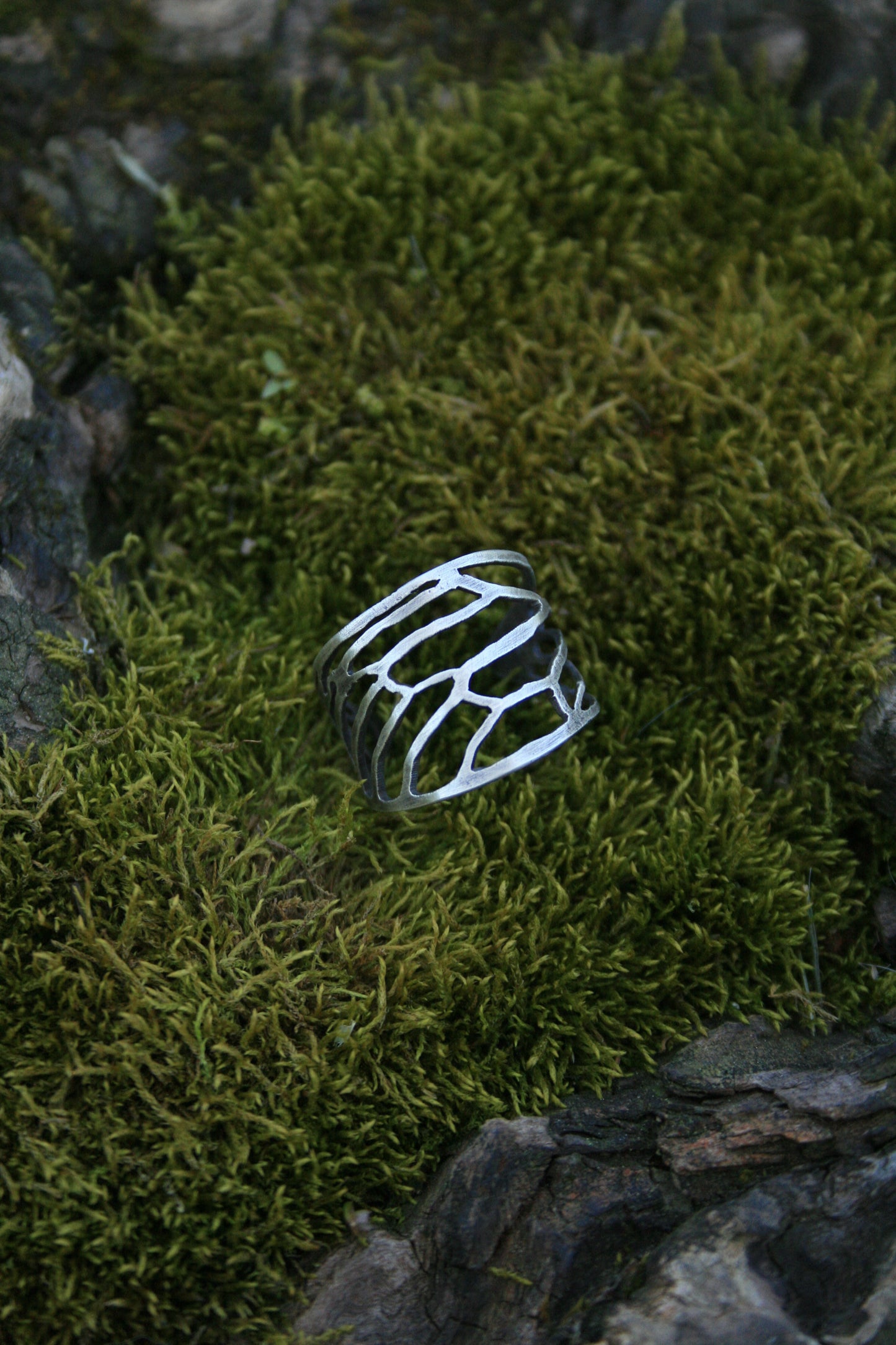Cicada Wing Open Band Ring