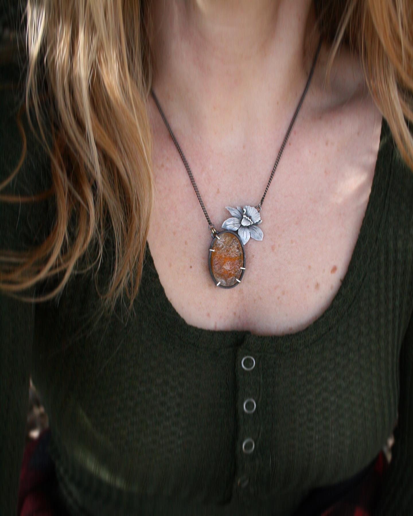 Raw Citrine + Daffodil