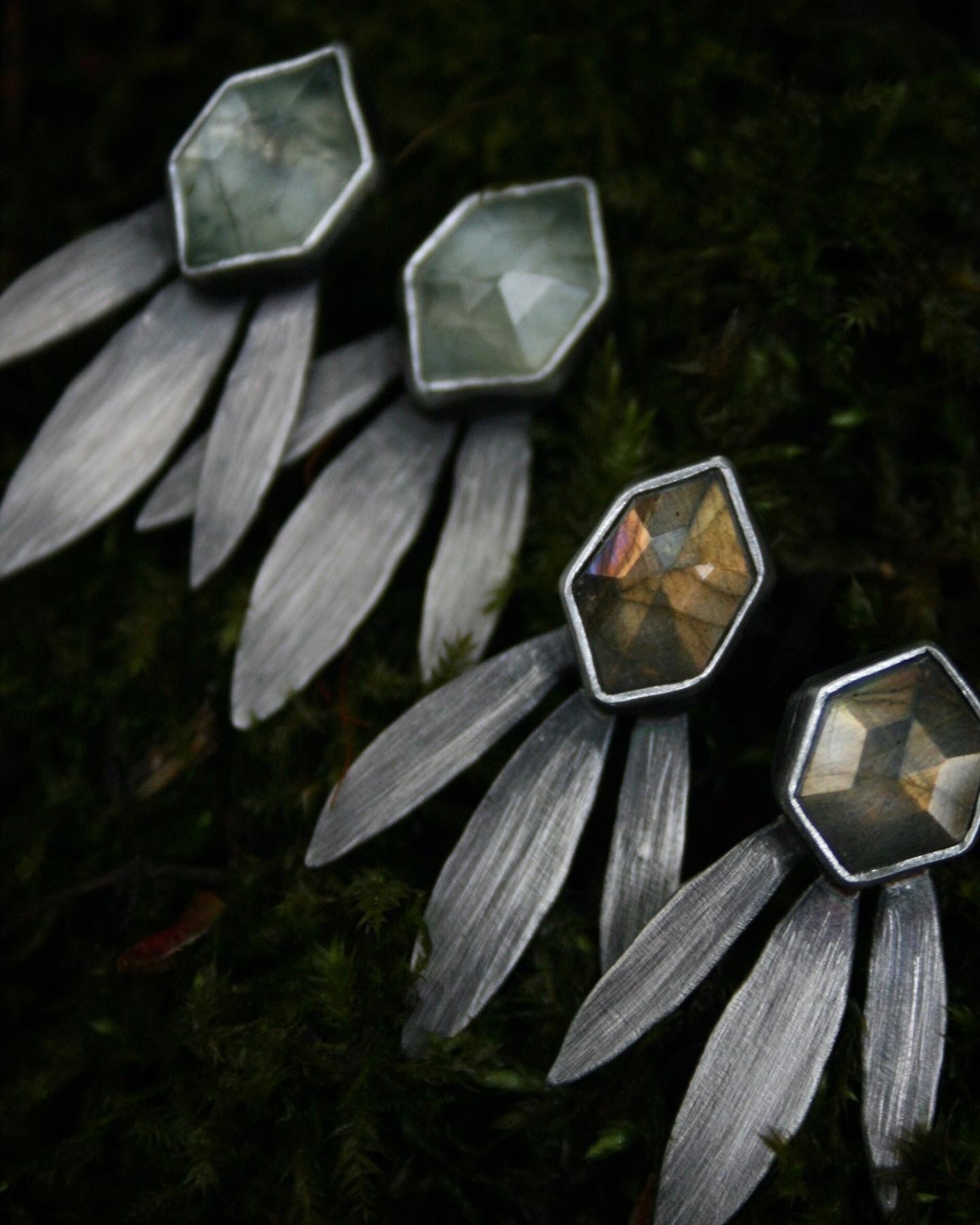 Bloom Studs