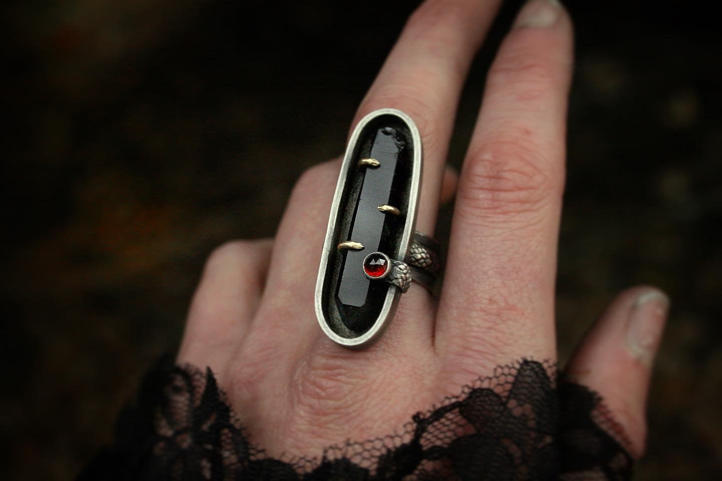 The Dark Crystal // Fits size ~8