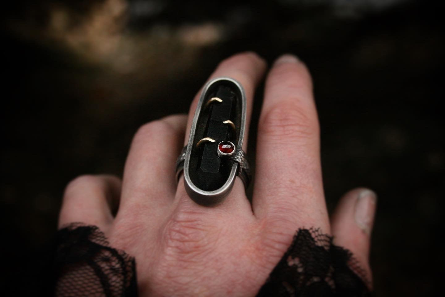 The Dark Crystal // Fits size ~8