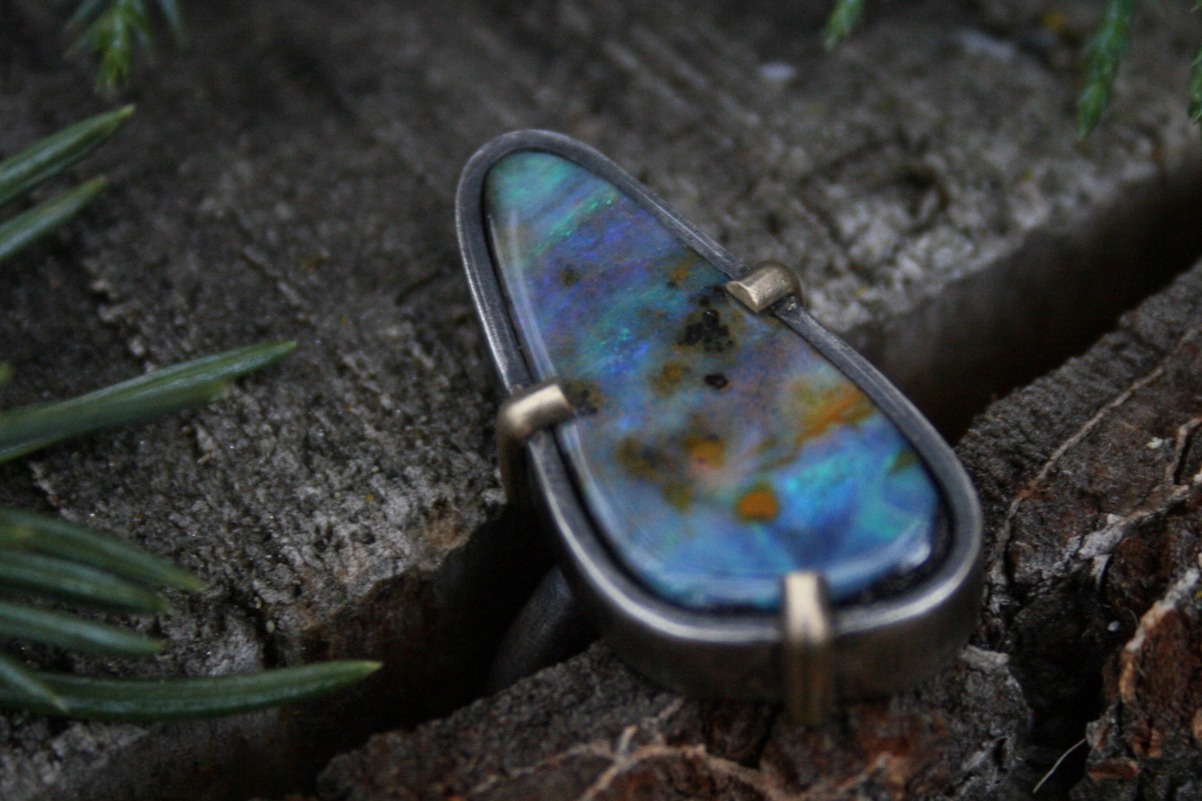 Boulder Opal // Size 7