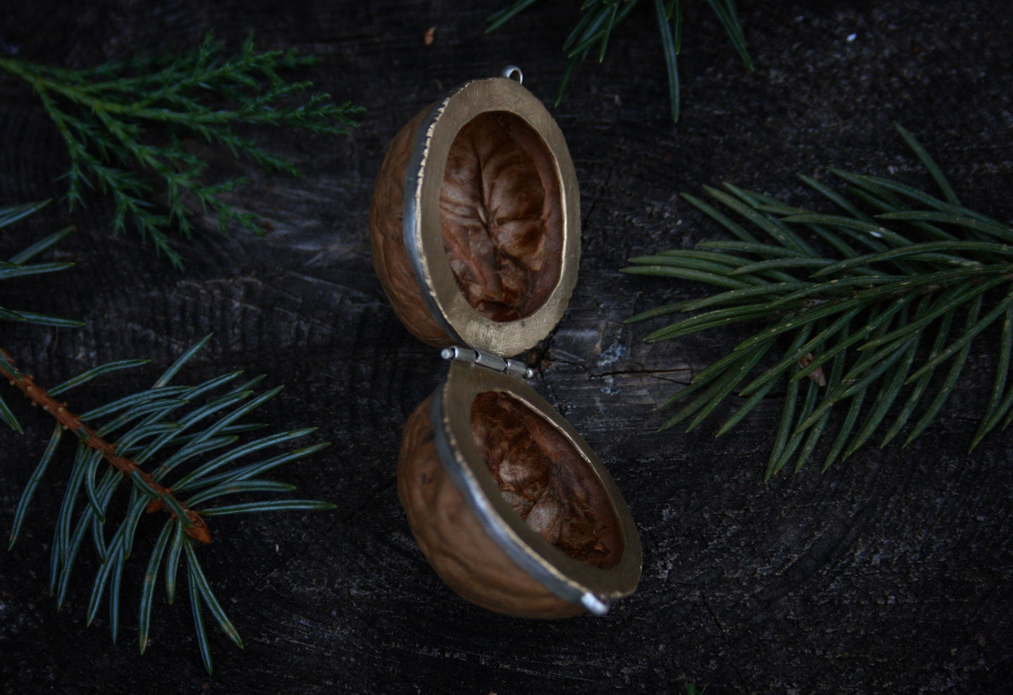 Walnut Ring Box